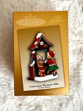 2004 Christmas Window #2, Hallmark Club Exclusive Ornament (QXC4003)